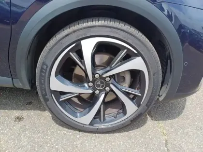 Photo 12 DS DS 7 DS7 Crossback Hybride E-Tense 225 EAT8