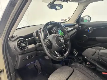 Photo 12 Mini Mini Hatch 5 Portes Cooper 136 ch BVA7