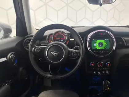 Photo 15 Mini Mini Hatch 5 Portes Cooper 136 ch BVA7