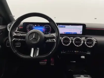Photo 52 Mercedes Classe A  200 d