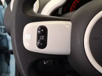 Photo 28 Renault Twingo  III SCe 65