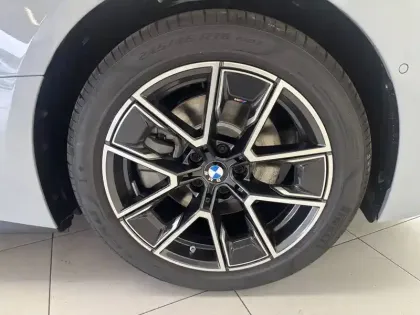 Photo 14 BMW I4  eDrive40