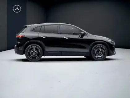 Photo 17 Mercedes GLA 200 d AMG Line