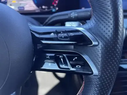 Photo 13 Mercedes Classe A 250 e Hybrid EQ AMG Line
