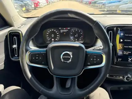 Photo 13 Volvo XC40 2.0 197 Momentum AWD BVA8