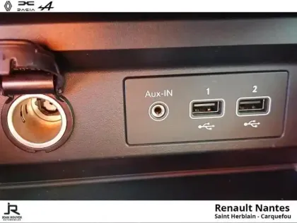 Photo 8 Renault Arkana  1.6 E-Tech 145ch Business