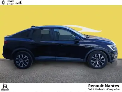 Photo 18 Renault Arkana  1.6 E-Tech 145ch Business