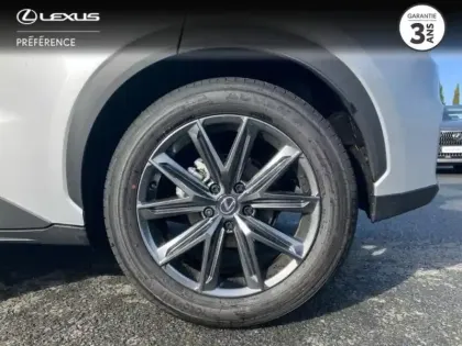 Photo 9 Lexus Lbx  1.5 136ch Elegant Pack Tech 2WD