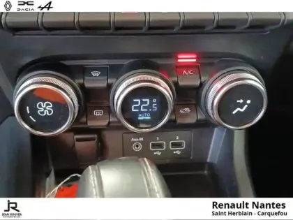 Photo 8 Renault Arkana  1.6 E-Tech 145ch Zen