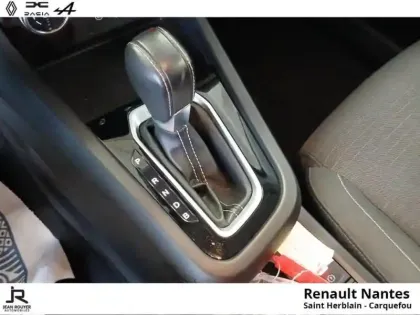 Photo 10 Renault Arkana  1.6 E-Tech 145ch Zen