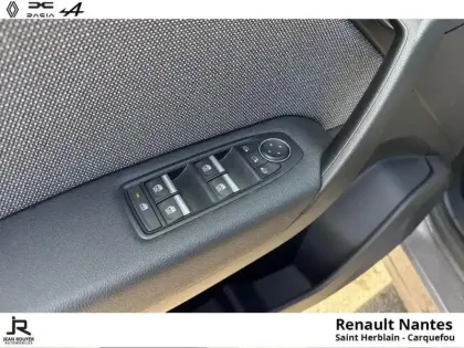 Photo 8 Renault Symbioz  1.6 E-Tech full hybrid 145ch Techno