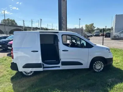 Photo 7 Toyota Proace  CITY Verso Medium 1.2 110 VVT-i Dynamic MC24
