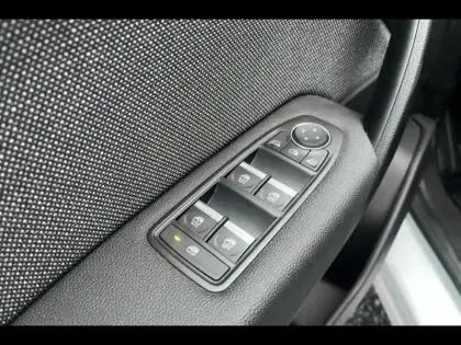 Photo 10 Renault Symbioz  1.6 E-Tech full hybrid 145ch Techno