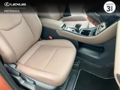 Photo 5 Lexus Lbx  1.5 136ch Elegant Pack Tech 2WD MY26