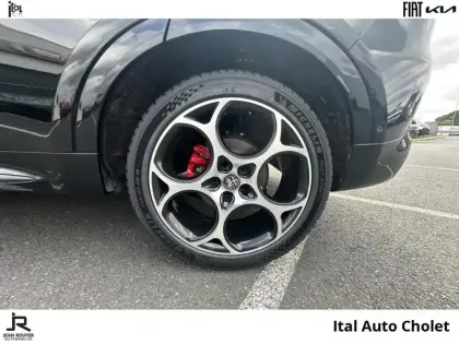 Photo 10 Alfa Romeo Tonale  1.5 Hybrid 160ch Veloce TCT