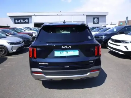 Photo 5 Kia Sorento  1.6 T-GDi 253ch PHEV Premium 4x4 7 places