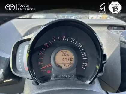 Photo 13 Toyota Aygo  1.0 VVT-i 69ch x-cite 3 Jaune Fizz 5p