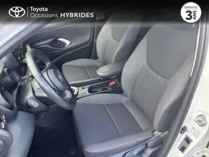 Photo 10 Toyota Yaris  116h Design 5p MY22