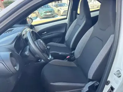 Photo 7 Toyota Aygo X  1.0 VVT-i 72ch Dynamic MY24