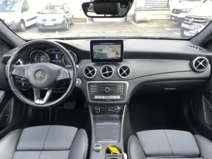 Photo 12 Mercedes GLA  200 Inspiration 7G-DCT