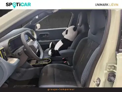 Photo 8 Fiat Panda Grande  1.2 Hybrid Turbo 110ch Icône eDCT6