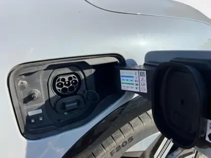 Photo 9 Renault Megane  E-Tech Electric EV60 220ch Techno super charge -C