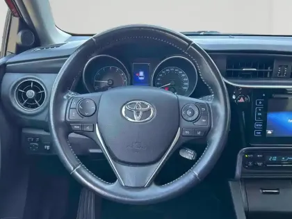 Photo 12 Toyota Auris  1.2 Turbo 116ch Collection