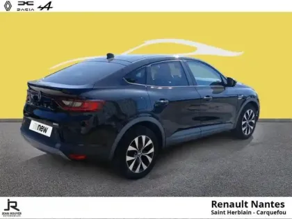 Photo 15 Renault Arkana  1.6 E-Tech 145ch Business