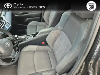 Photo 10 Toyota C-HR  2.0 Hybride 184ch Design E-CVT
