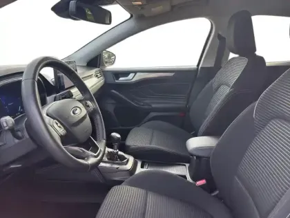 Photo 6 Ford Focus  1.0 EcoBoost 125ch Titanium X Business