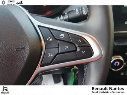 Photo 5 Renault Clio  1.6 E-Tech 145ch full hybrid Evolution