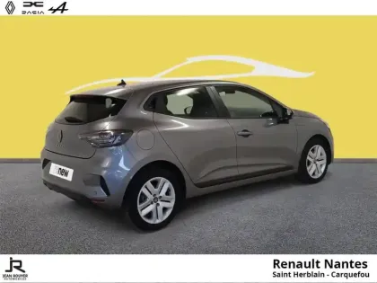 Photo 19 Renault Clio  1.5 dCi 100ch Evolution