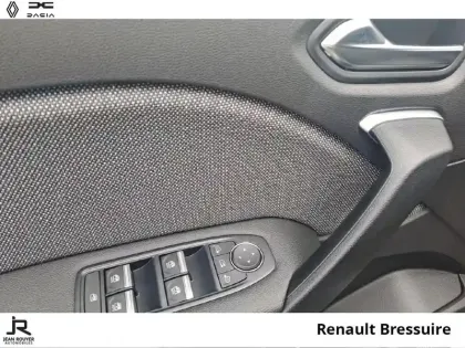 Photo 13 Renault Captur  1.6 E-Tech full hybrid 145ch Techno