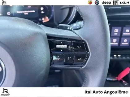 Photo 14 Alfa Romeo Junior  1.2 Ibrida 136ch e-DCT6