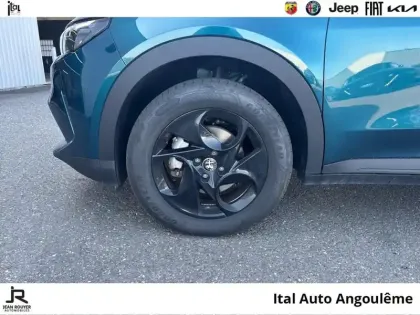 Photo 10 Alfa Romeo Junior  1.2 Ibrida 136ch e-DCT6