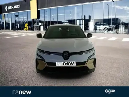 Photo 10 Renault Megane  E-Tech Electric EV60 220ch Iconic optimum charge -C