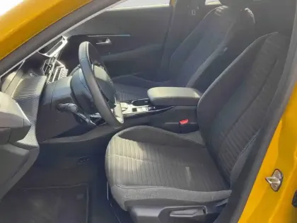 Photo 10 Peugeot 208  e- 136ch Style