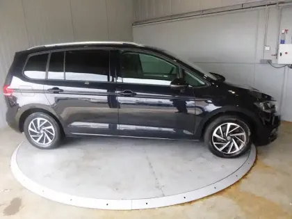Photo 5 Volkswagen Touran  1.6 TDI 115ch FAP Connect 7 places Euro6d-T