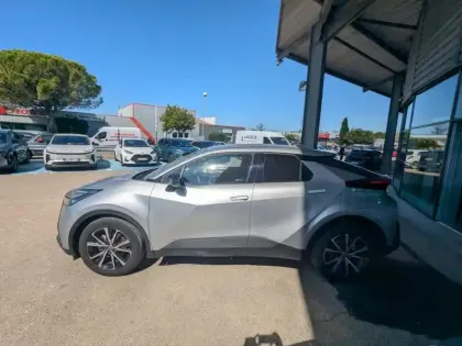 Photo 9 Toyota C-HR  2.0 Hybride 200ch Design MY25