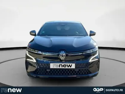 Photo 7 Renault Megane  E-Tech Electric EV60 220ch Iconic super charge