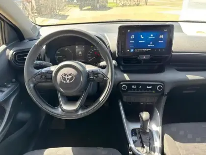 Photo 8 Toyota Yaris  116h Dynamic 5p MY25