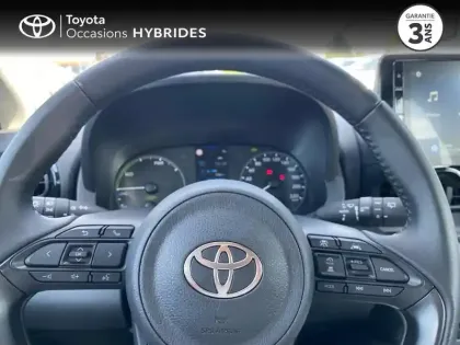 Photo 12 Toyota Yaris  116h Dynamic 5p MC24