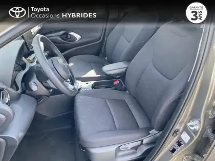 Photo 10 Toyota Yaris  116h Dynamic 5p MC24