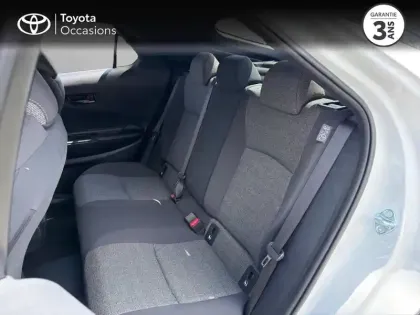 Photo 10 Toyota C-HR  2.0 Hybride Rechargeable 225ch Graphic MY26