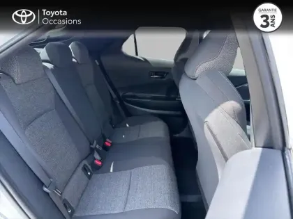 Photo 11 Toyota C-HR  2.0 Hybride Rechargeable 225ch Graphic MY26