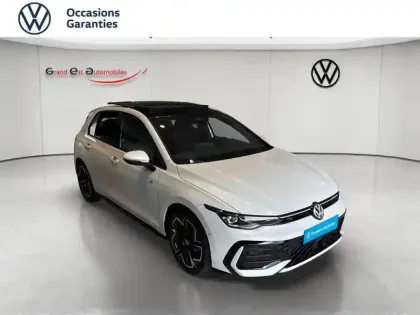 Photo 8 Volkswagen Golf  1.5 eTSI EVO2 150ch R-Line Edition DSG7