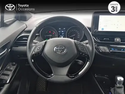 Photo 8 Toyota C-HR  2.0 Hybride 184ch Design Ultimate E-CVT
