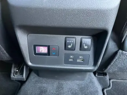 Photo 11 Nissan X-trail  e-4orce 213ch Tekna+ 7 places