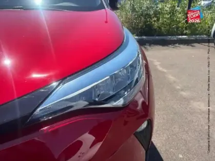 Photo 12 Toyota C-HR  2.0 Hybride 184ch Design Ultimate E-CVT
