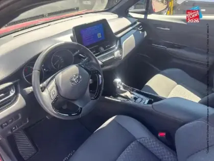 Photo 14 Toyota C-HR  2.0 Hybride 184ch Design Ultimate E-CVT